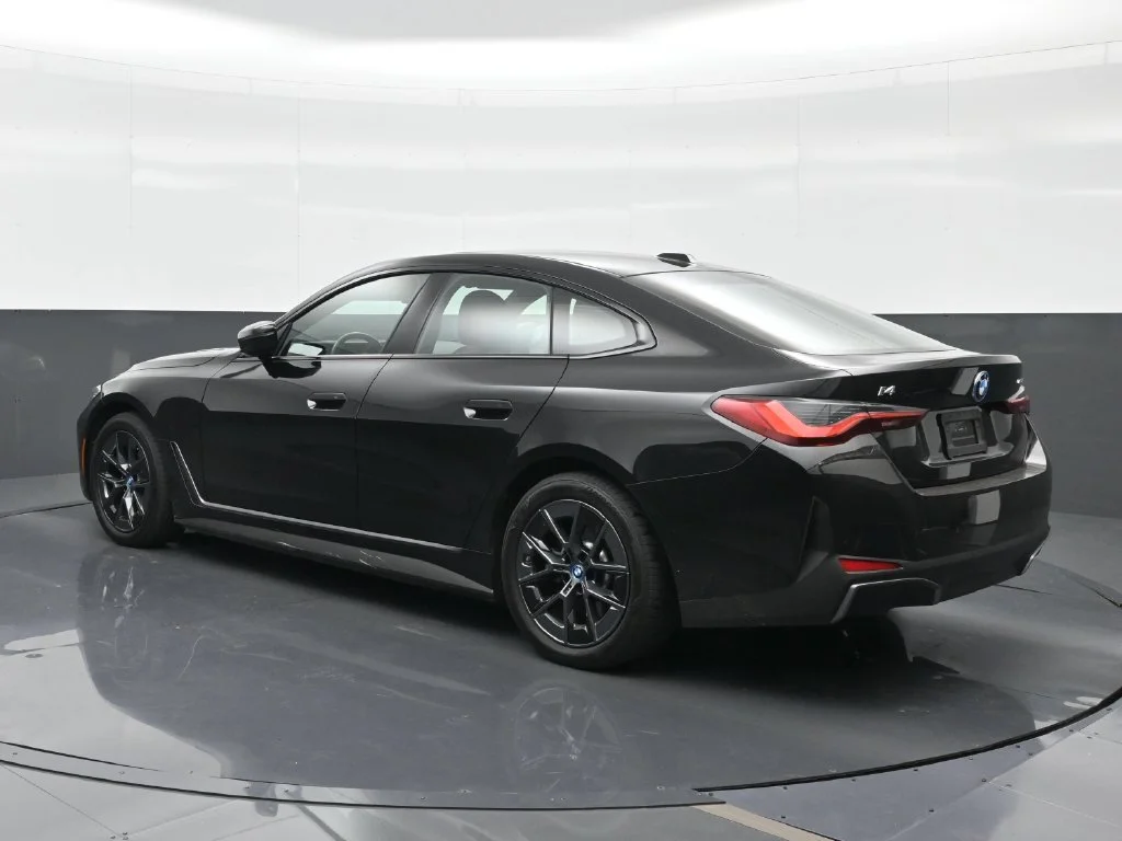 Used 2023 Black BMW eDrive35 image 2