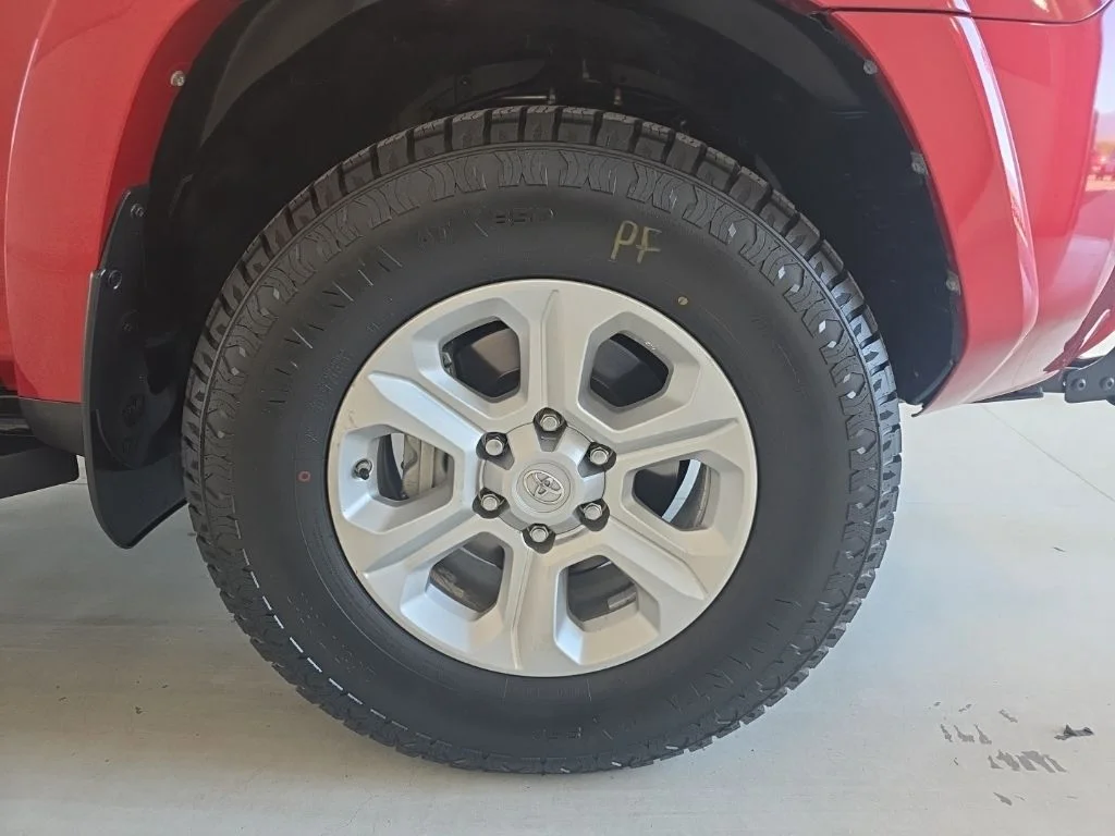Used 2016 Barcelona Red Metallic Toyota SR5 image 25