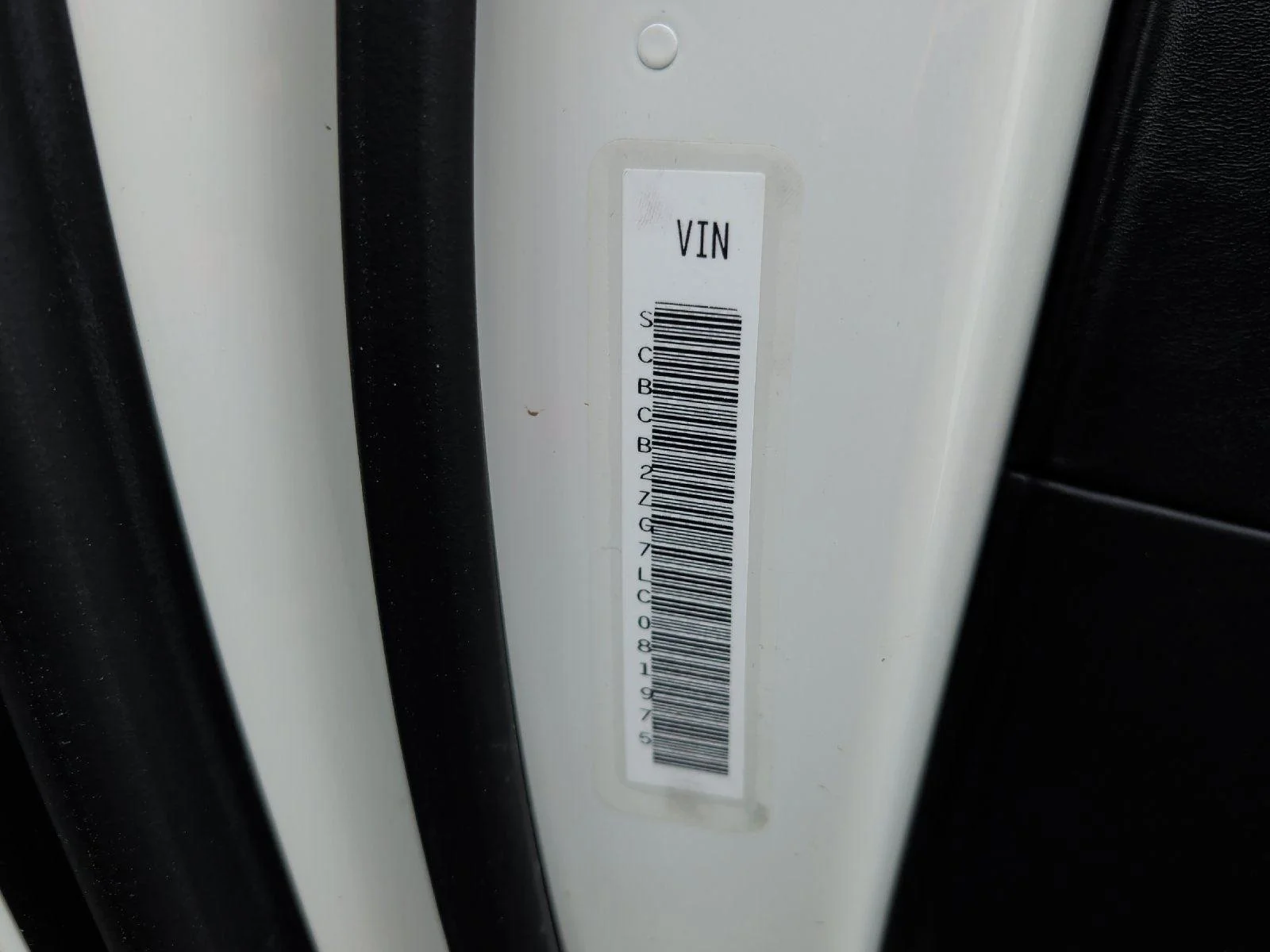 Used 2020 Glacier White Bentley GT First Edition image 20