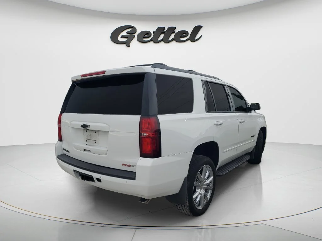 Used 2018 SUMMIT WHITE Chevrolet Premier image 3
