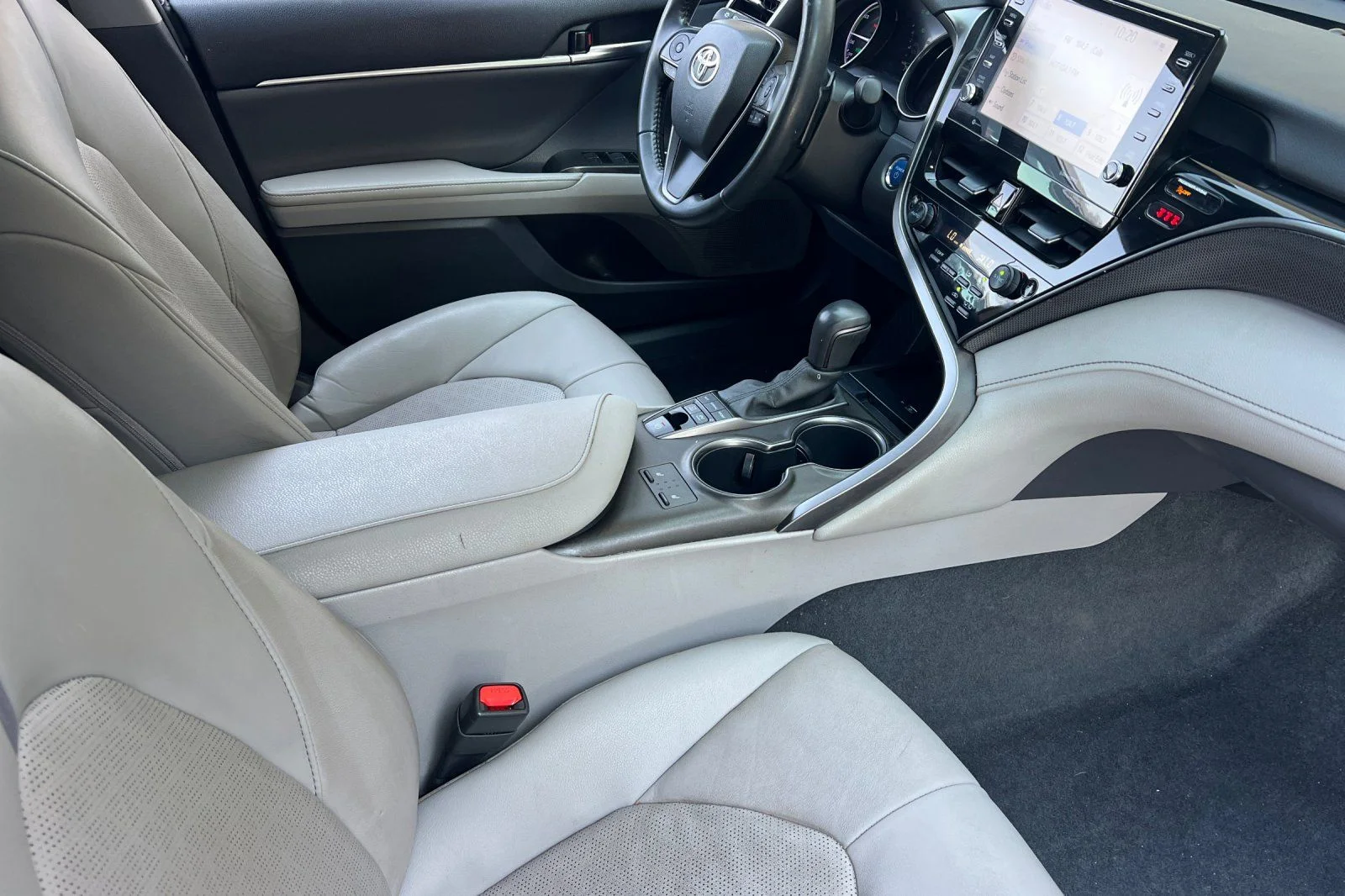 Used 2022 Gray Toyota XSE image 15