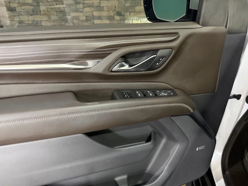 Used 2024 White Frost GMC Denali image 10
