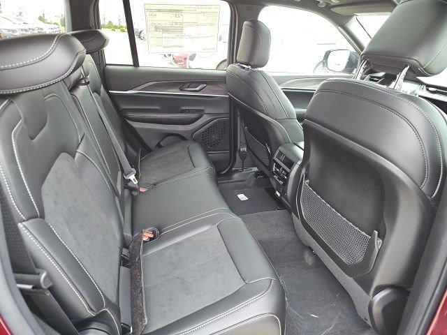 New 2026 Velvet Red Pearlcoat Jeep Laredo Altitude image 15