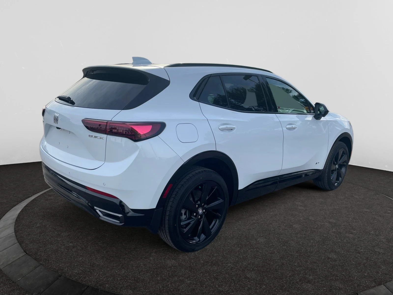 New 2026 Iridescent White Tricoat Buick Sport Touring AWD image 5