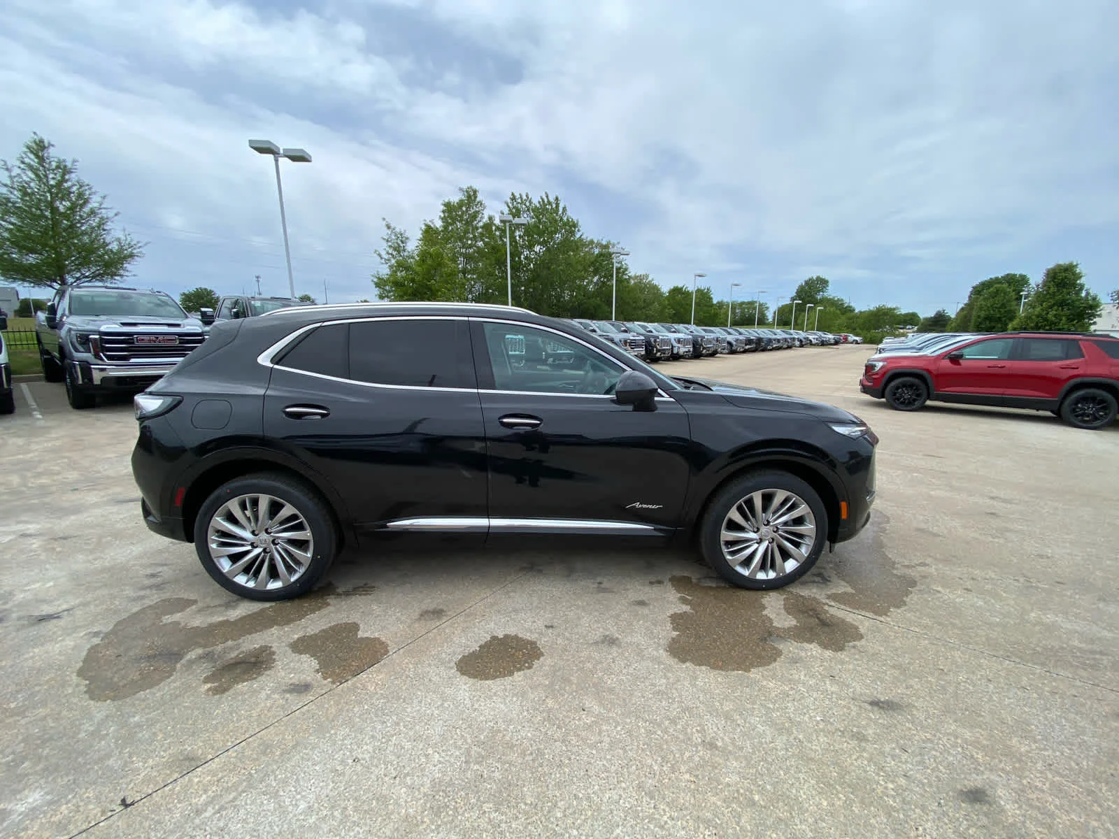 New 2026 Ebony Twilight Metallic Buick Avenir image 3