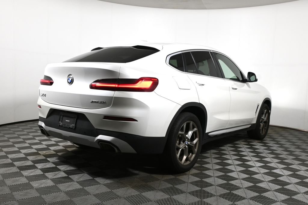 Used 2022 White BMW xDrive30i image 11