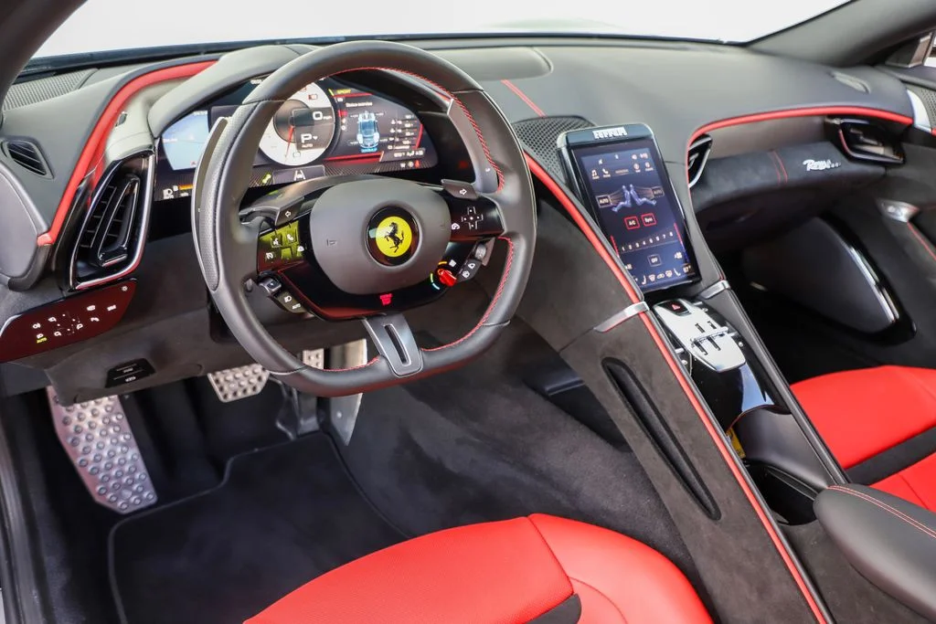 Used 2025 Nero Ferrari Spider image 12