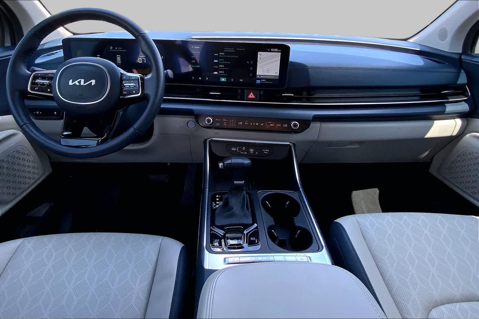 Used 2025 Ceramic Silver Kia EX image 15