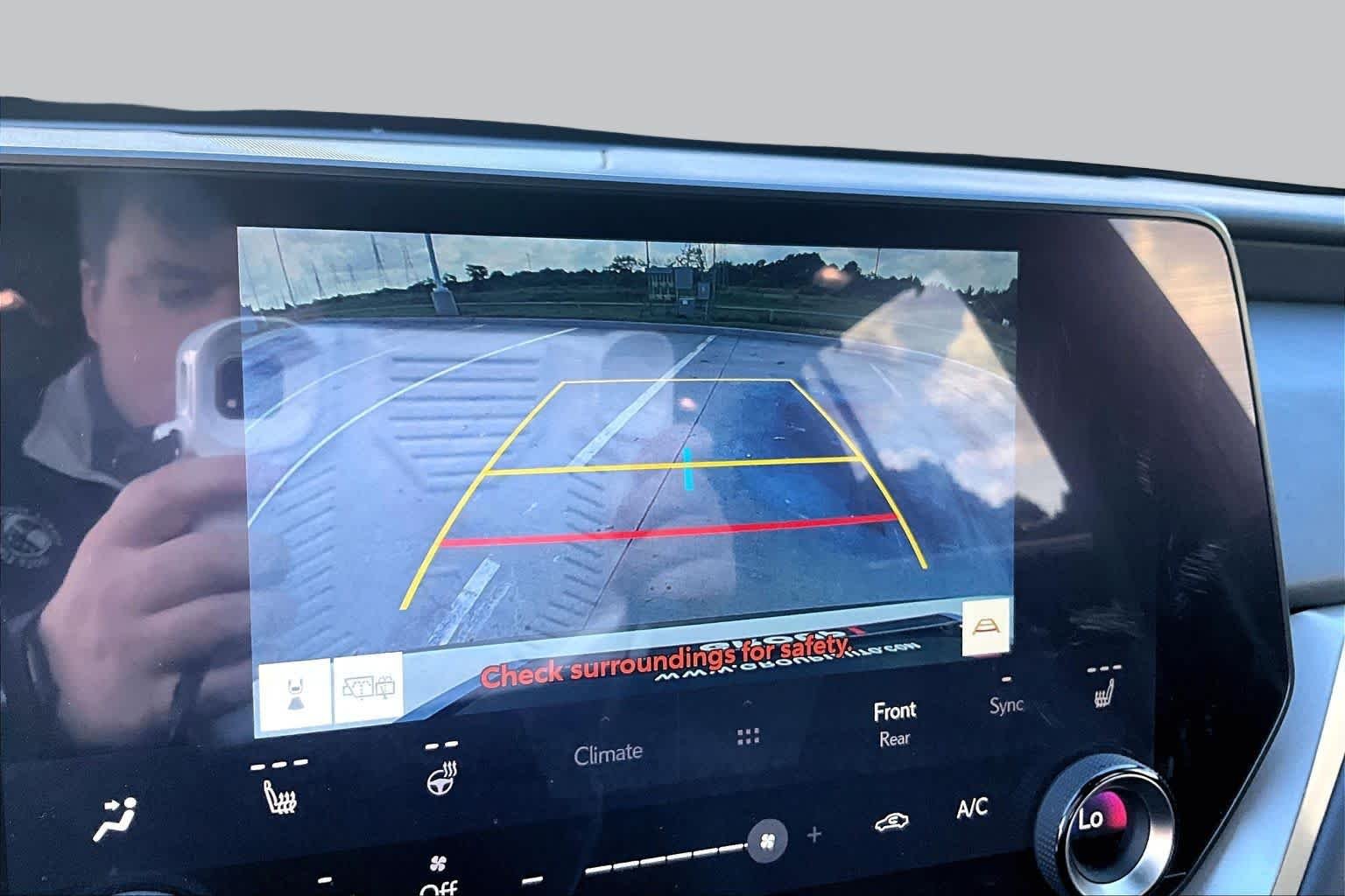 Used 2024 Wind Chill Pearl Lexus  image 24