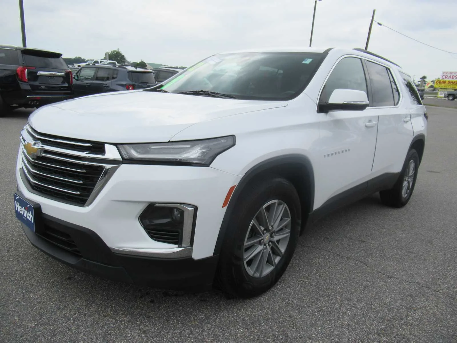 2022 Chevrolet Traverse LT Cloth