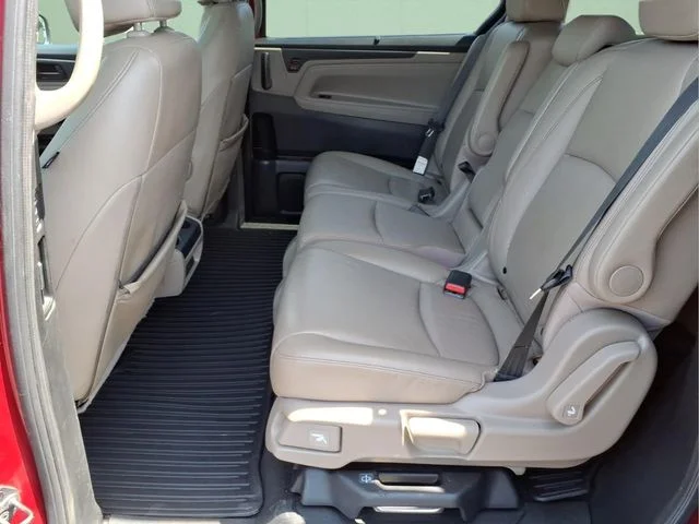 Used 2022 Red Honda EX-L image 6