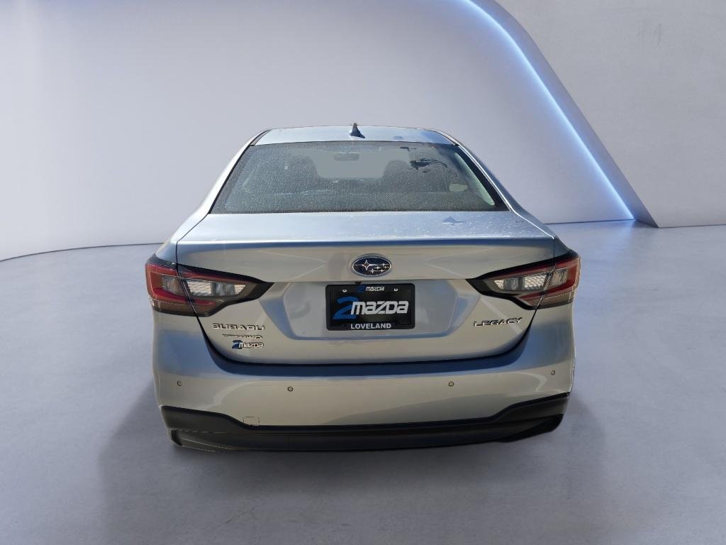 Used 2022 Ice Silver Metallic Subaru Limited image 4