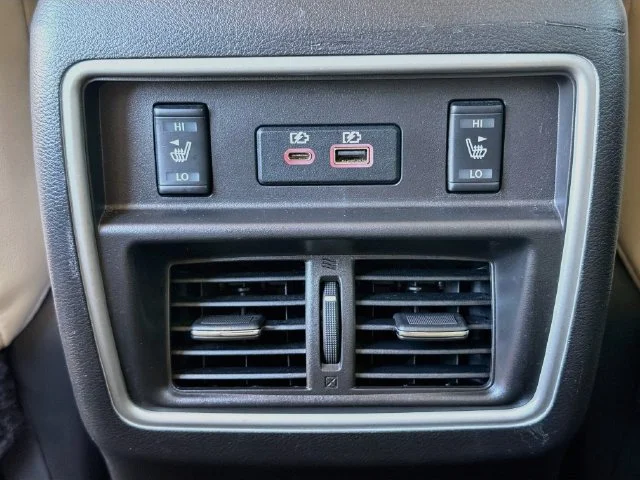 Used 2020 Gun Metallic Nissan Platinum image 21