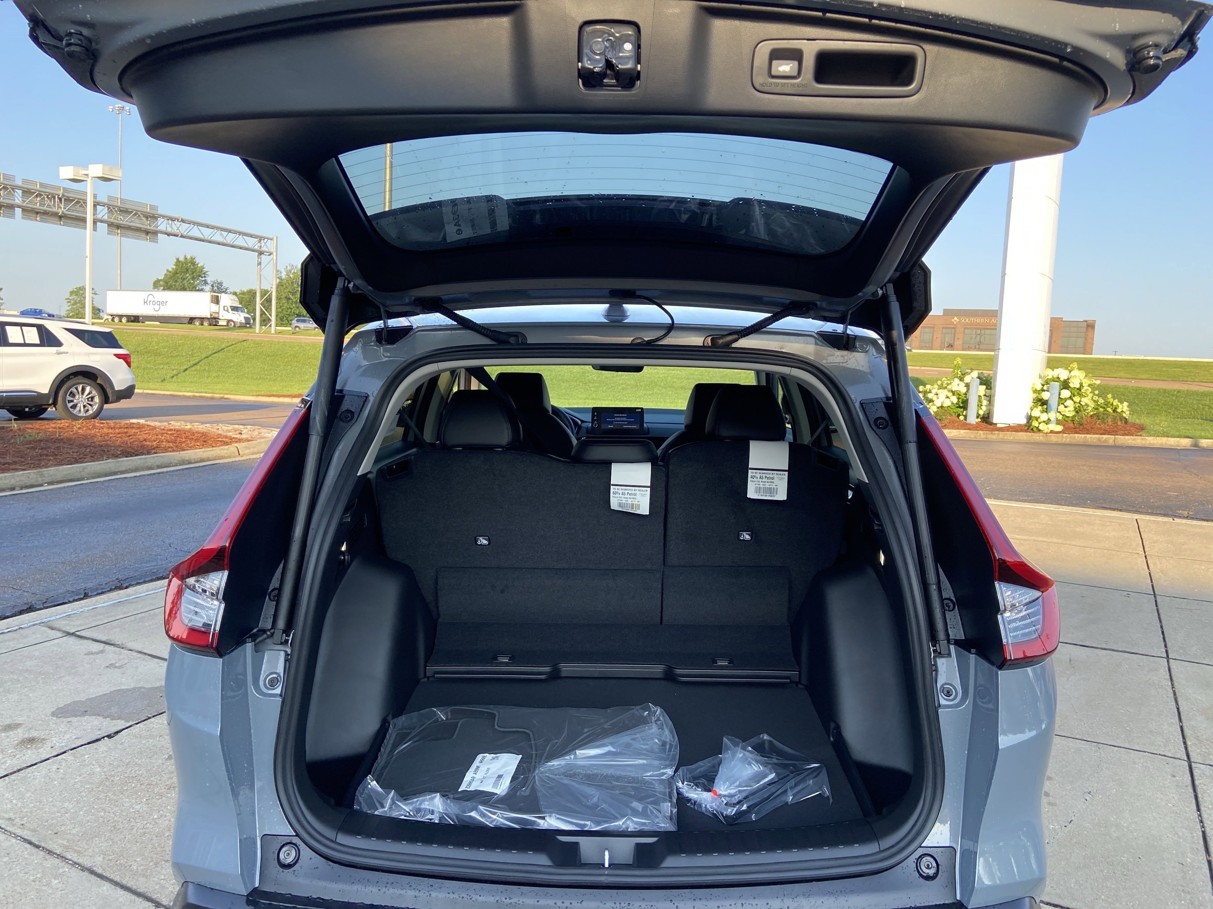 New 2026 Urban Gray Pearl Honda EX-L image 27