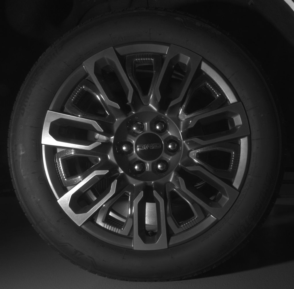 Used 2025 Silver GMC Denali Ultimate image 10