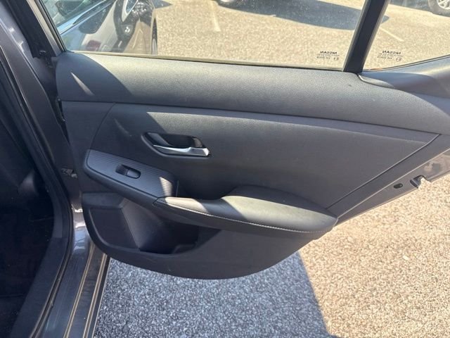 Used 2021 Gray Nissan S image 15