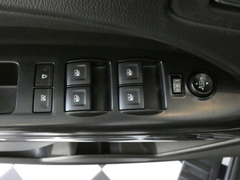 Used 2022 GRAY GMC 4WD Crew Cab 128" AT4 w/Cloth image 14