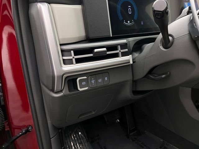 Used 2024 Red Hyundai SEL image 8
