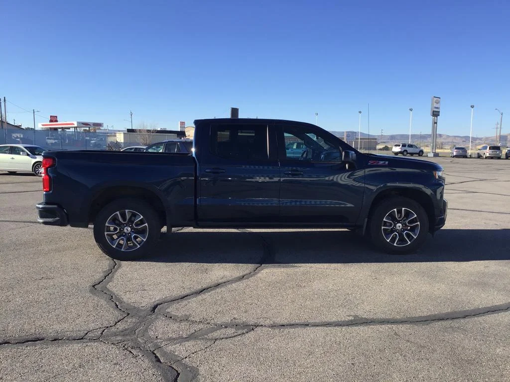 Used 2020 Northsky Blue Metallic Chevrolet RST image 6