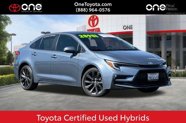 2024 Toyota Corolla SE Hybrid CVT's photo