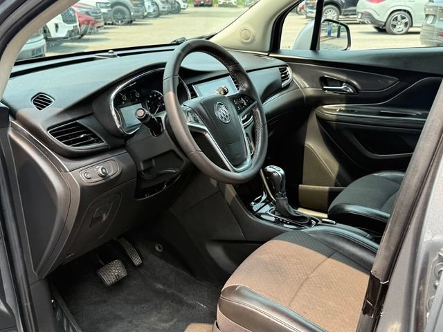 Used 2020 Includes (MDP) Anthracite lower exterior accent color, Paint code W598F. Buick Preferred image 18