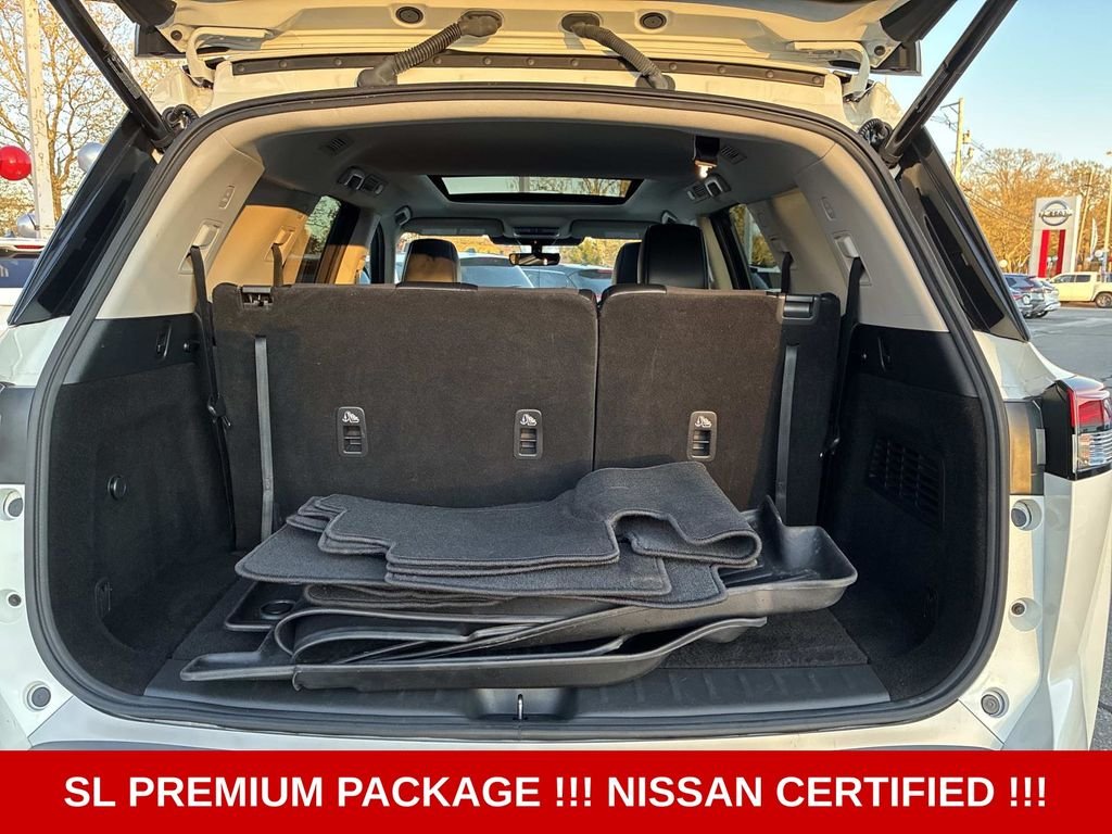 Used 2023 White Nissan SL image 13