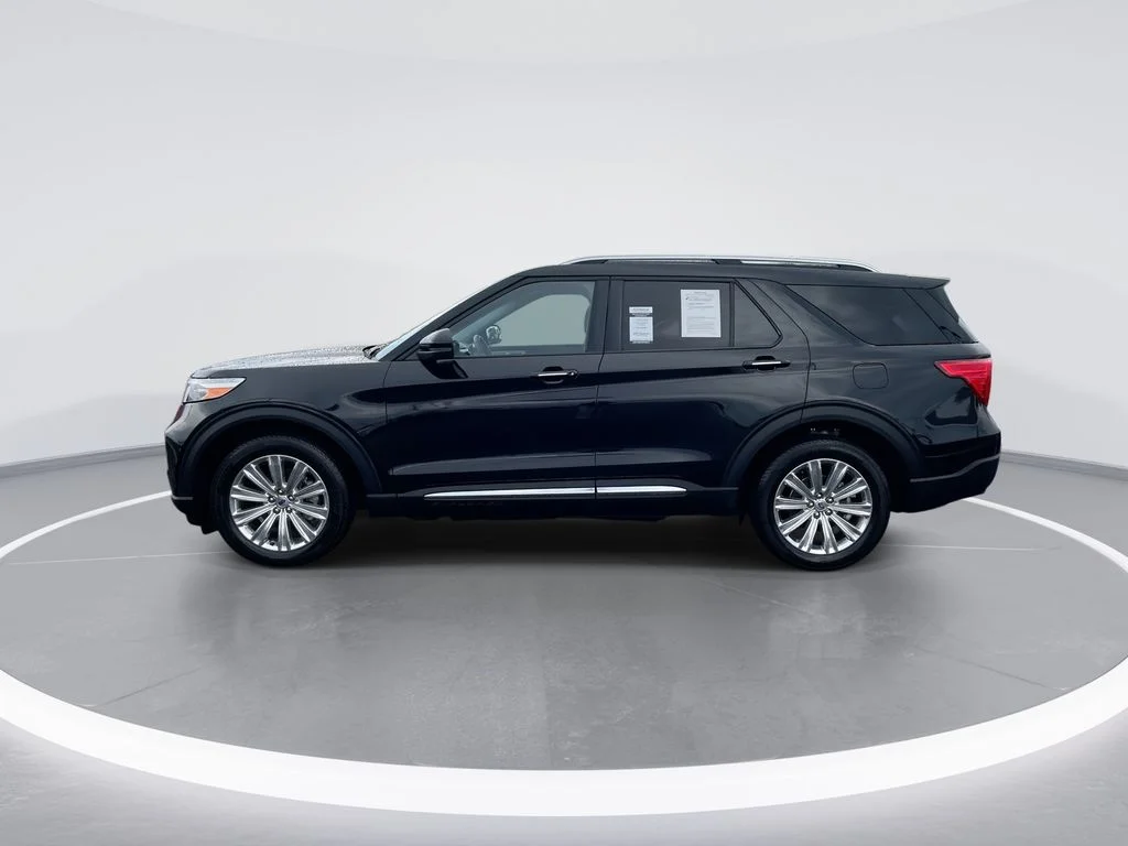 Used 2023 Black Ford Limited image 5