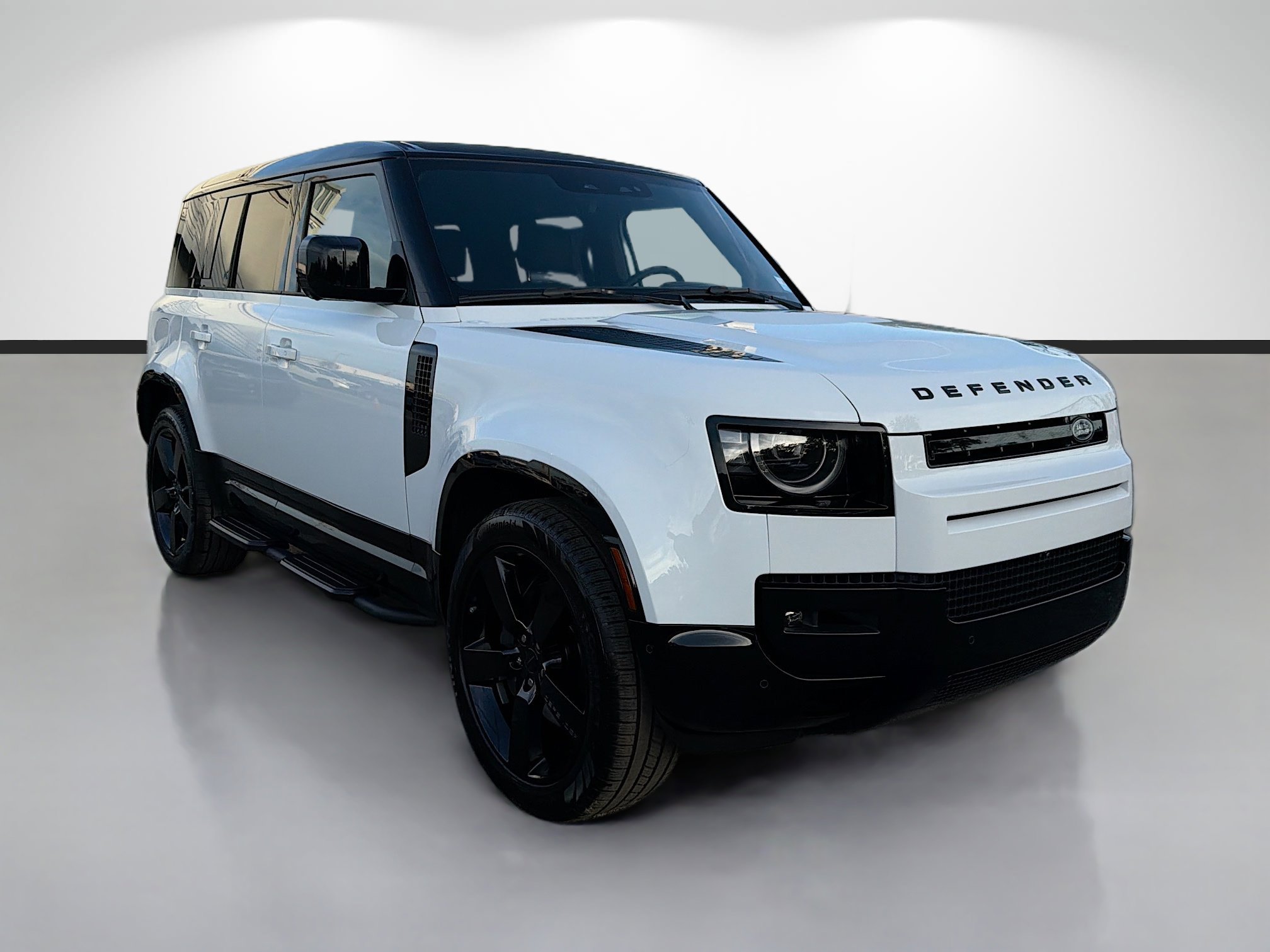 New 2026 Fuji White Land Rover X-Dynamic SE image 7