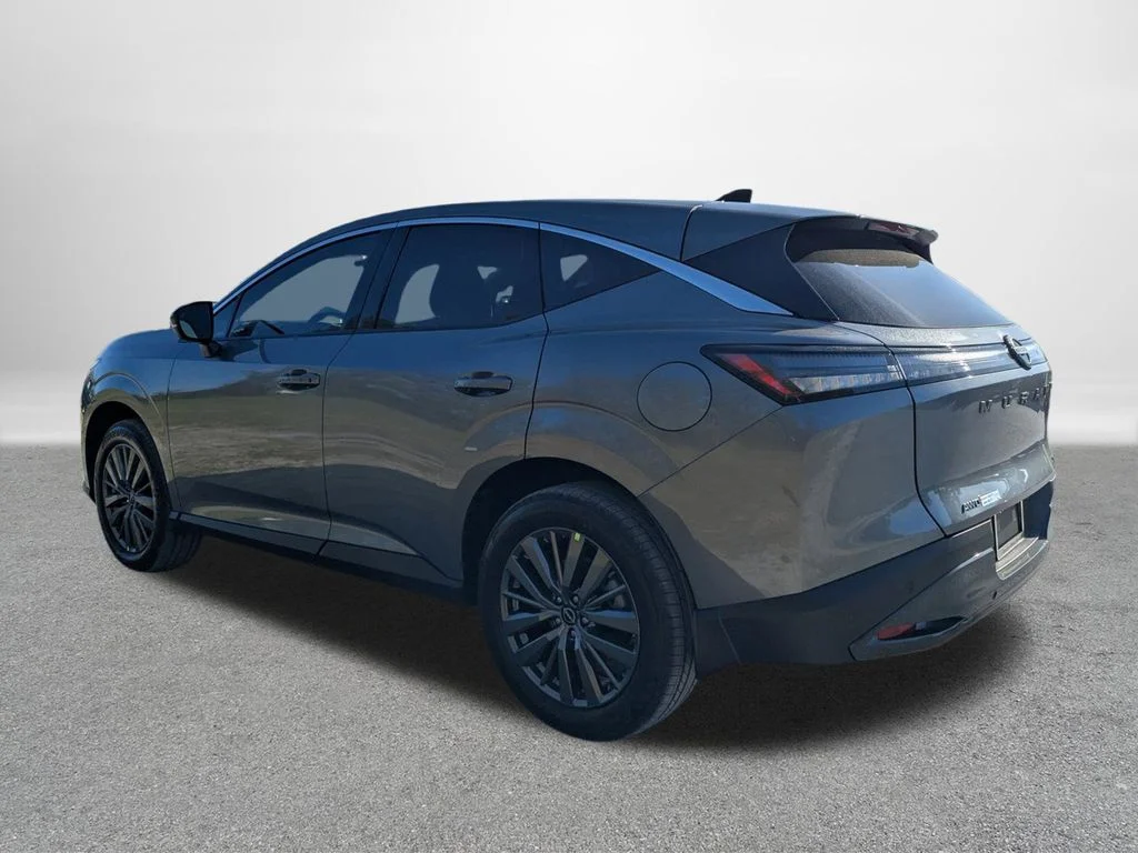 New 2026 Gray Nissan SL image 5