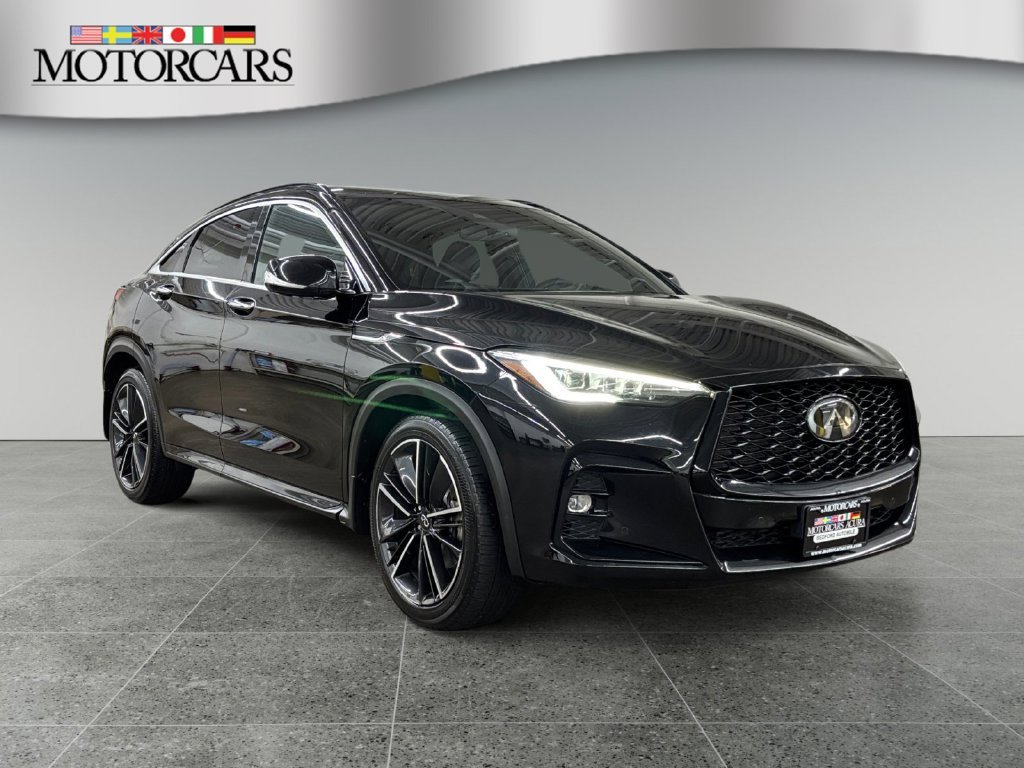 2022 INFINITI QX55 Essential