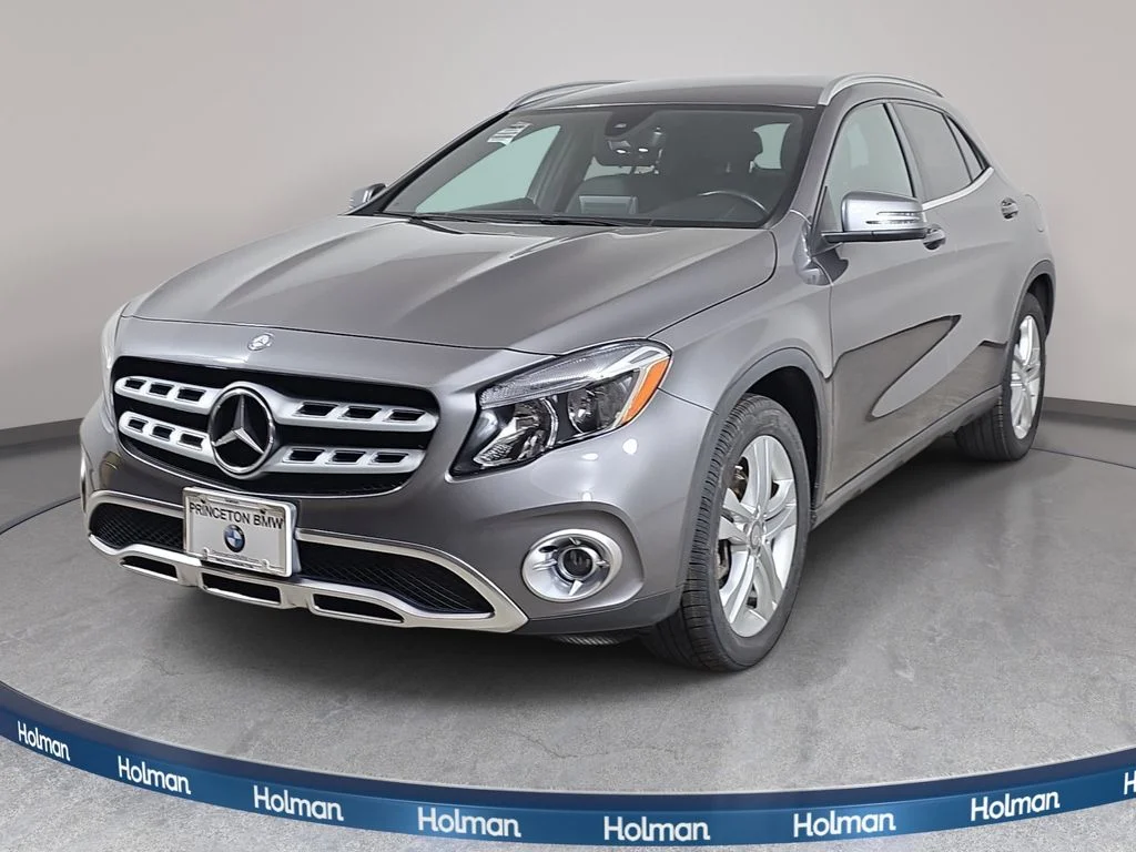 Used 2018 Gray Metallic Mercedes-Benz GLA 250 image 1