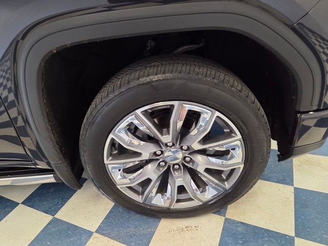 Used 2023 Silver GMC Denali image 10