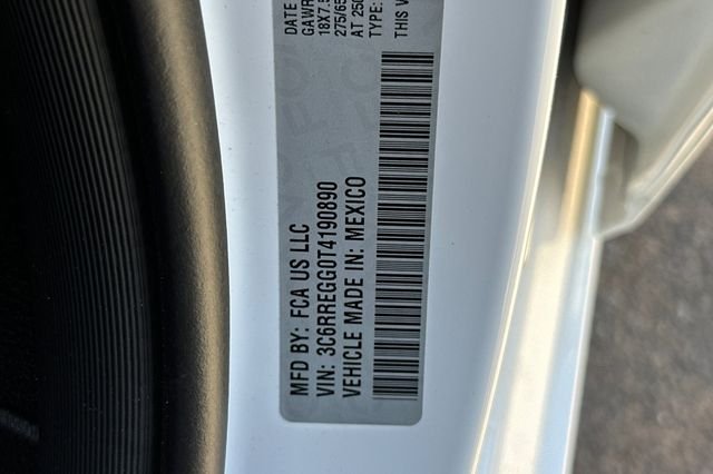 New 2026 Bright White Clear-Coat Exterior Paint RAM Tradesman image 25