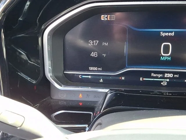 Used 2025 Black Chevrolet LT image 20