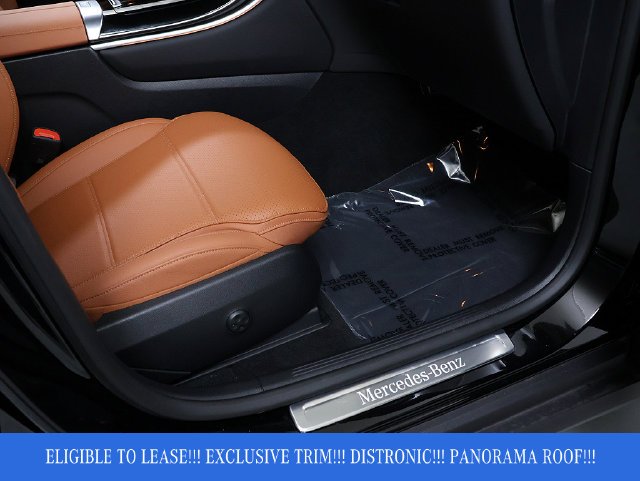Certified Used 2026 Black Mercedes-Benz GLC 300 image 34
