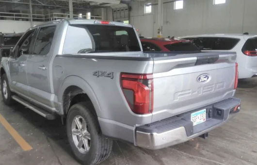 Used 2025 Silver Metallic Ford XLT image 2