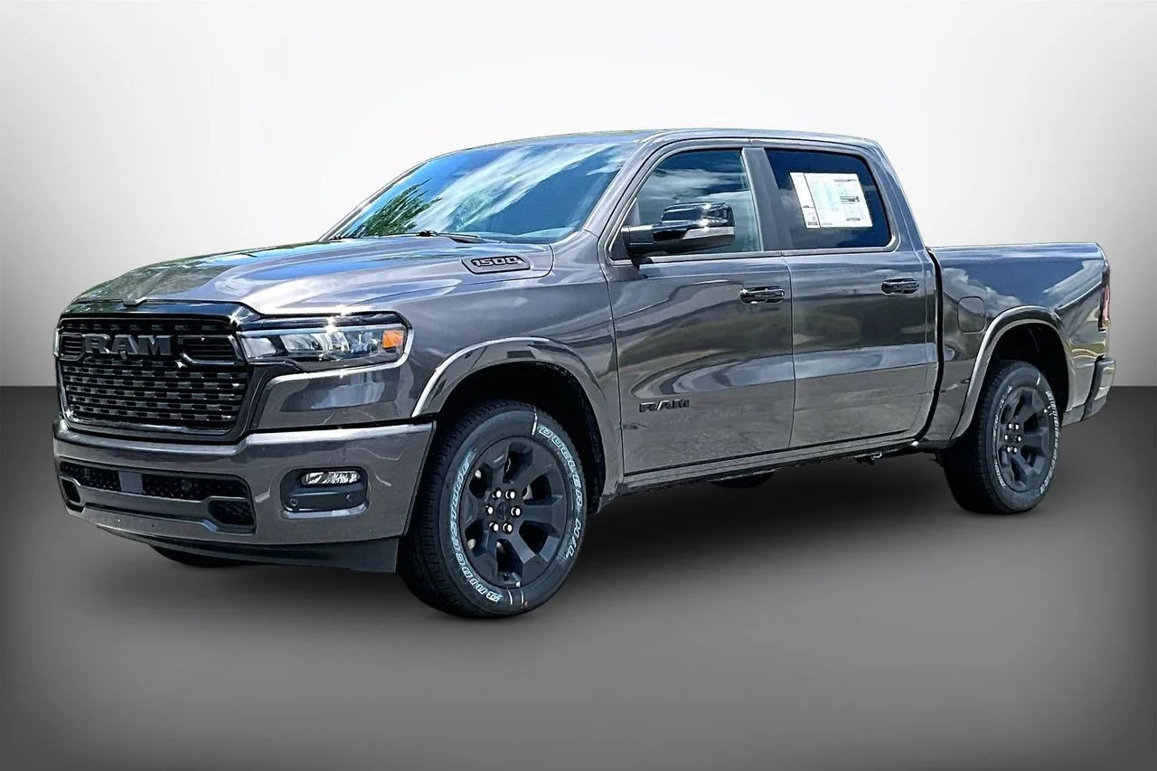 New 2026 Granite Crystal Metallic Clearcoat RAM Big Horn/Lone Star image 4
