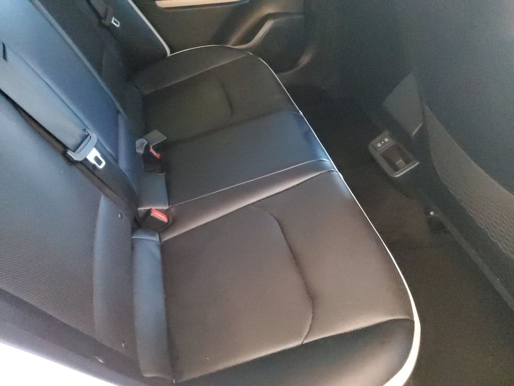 Used 2026 White Kia GT-Line image 16