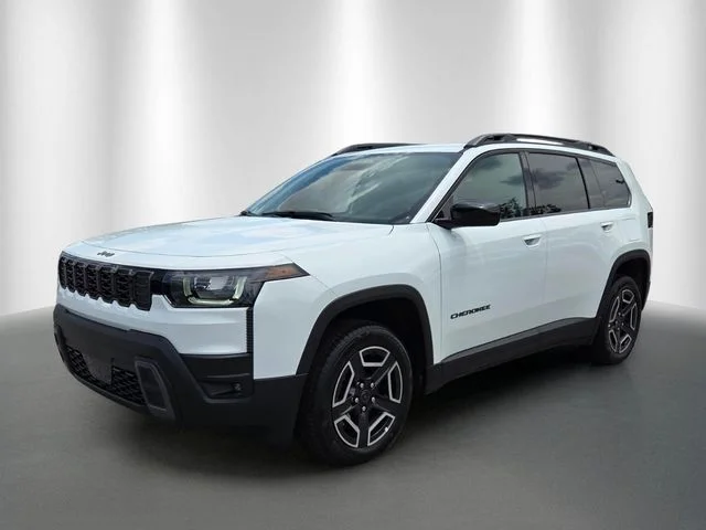 New 2026 Bright White Clear-Coat Exterior Paint Jeep Laredo image 2
