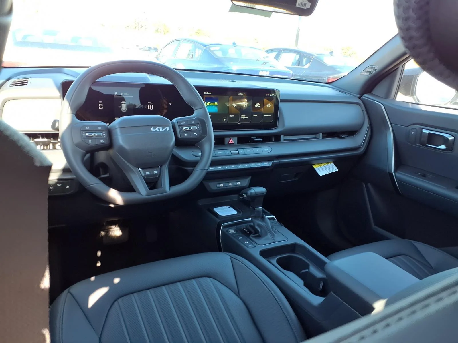 New 2027 Snow White Pearl Kia X-Line S image 4