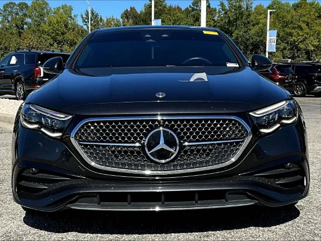 Used 2024  Mercedes-Benz E 350 image 2