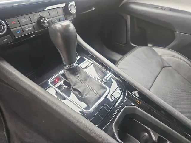 Used 2023 Gray Jeep Limited image 24