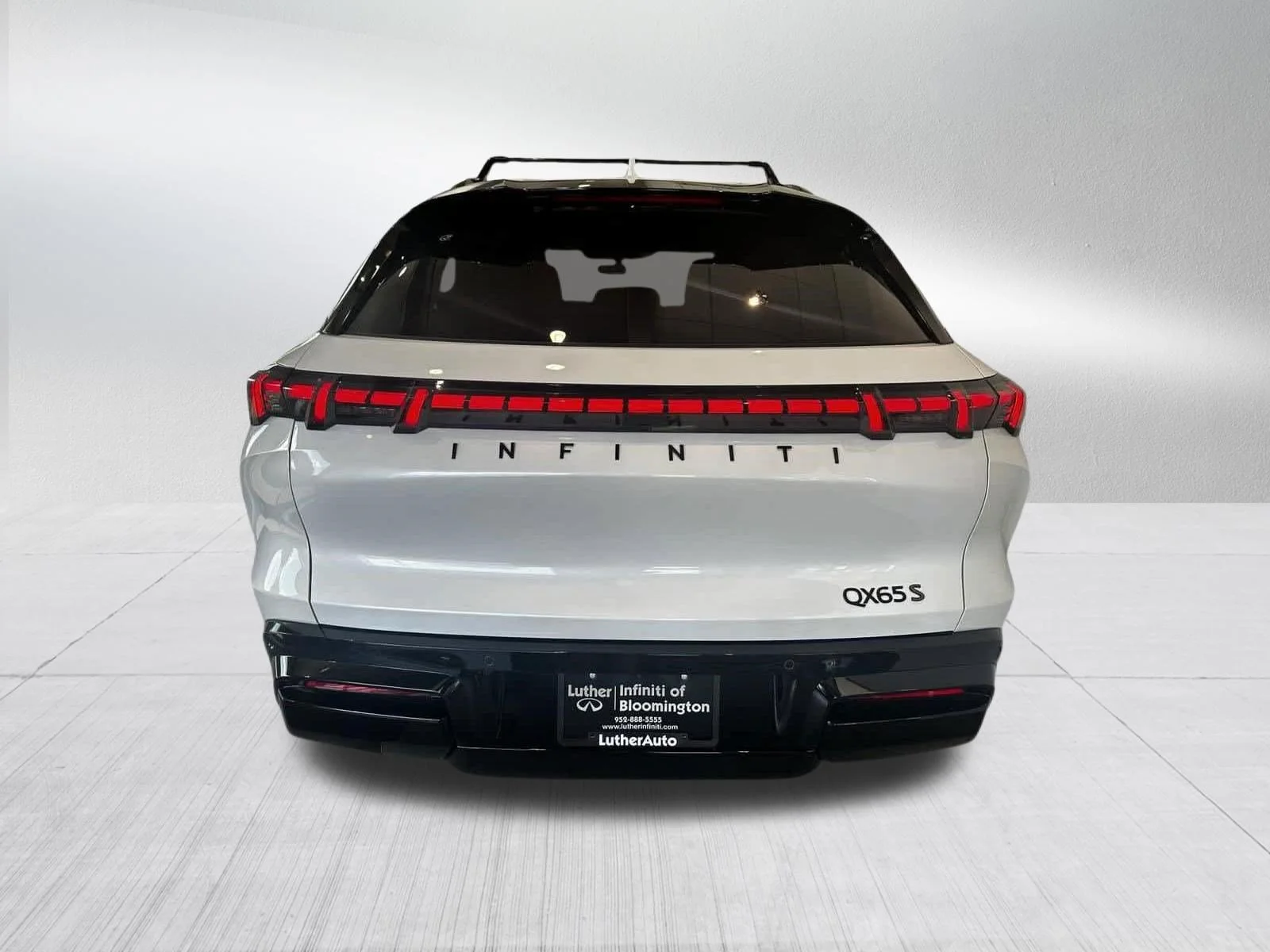 New 2027 RADIANT WHITE INFINITI Sport AWD image 9