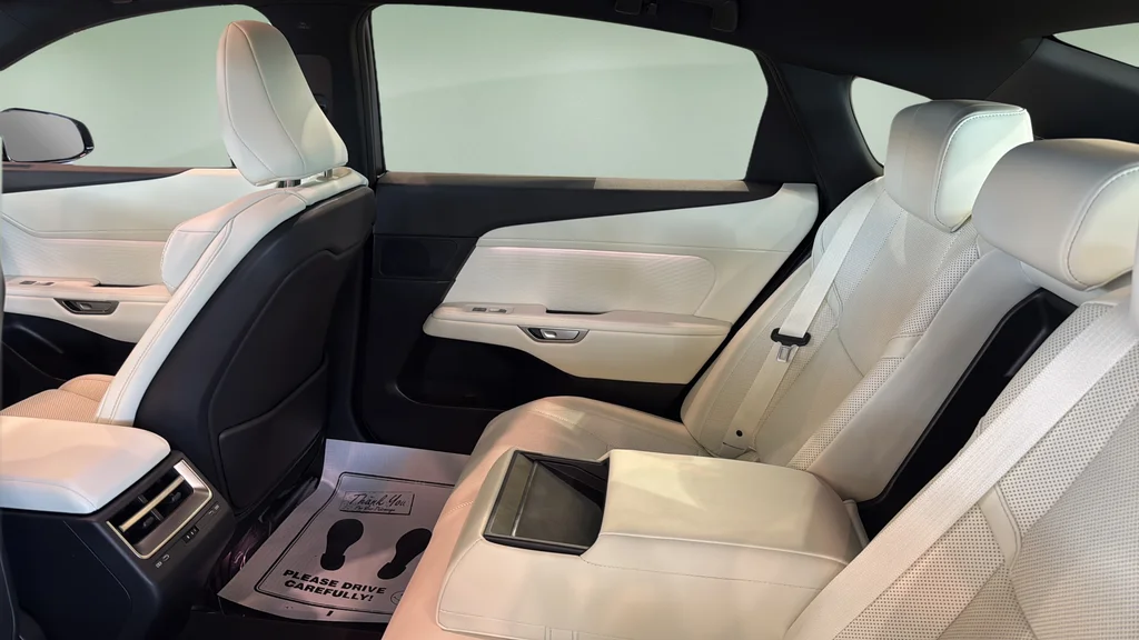 2026 Lexus ES BEV 500e Premium AWD - Photo 17