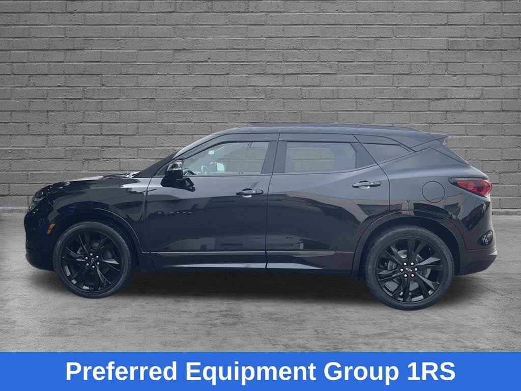 Used 2019 BLACK Chevrolet RS image 5