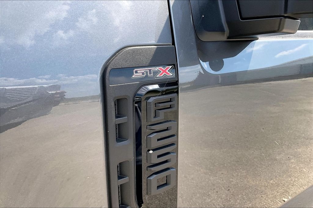 New 2026 Ford Super Duty F-250 XL 4D Crew Cab