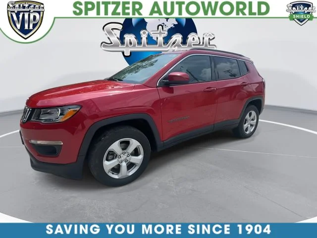 Used 2019 Red Jeep Latitude image 4