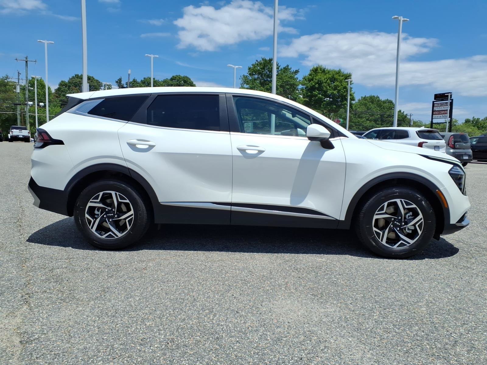 Certified Used 2024 Snow White Pearl Kia LX image 25