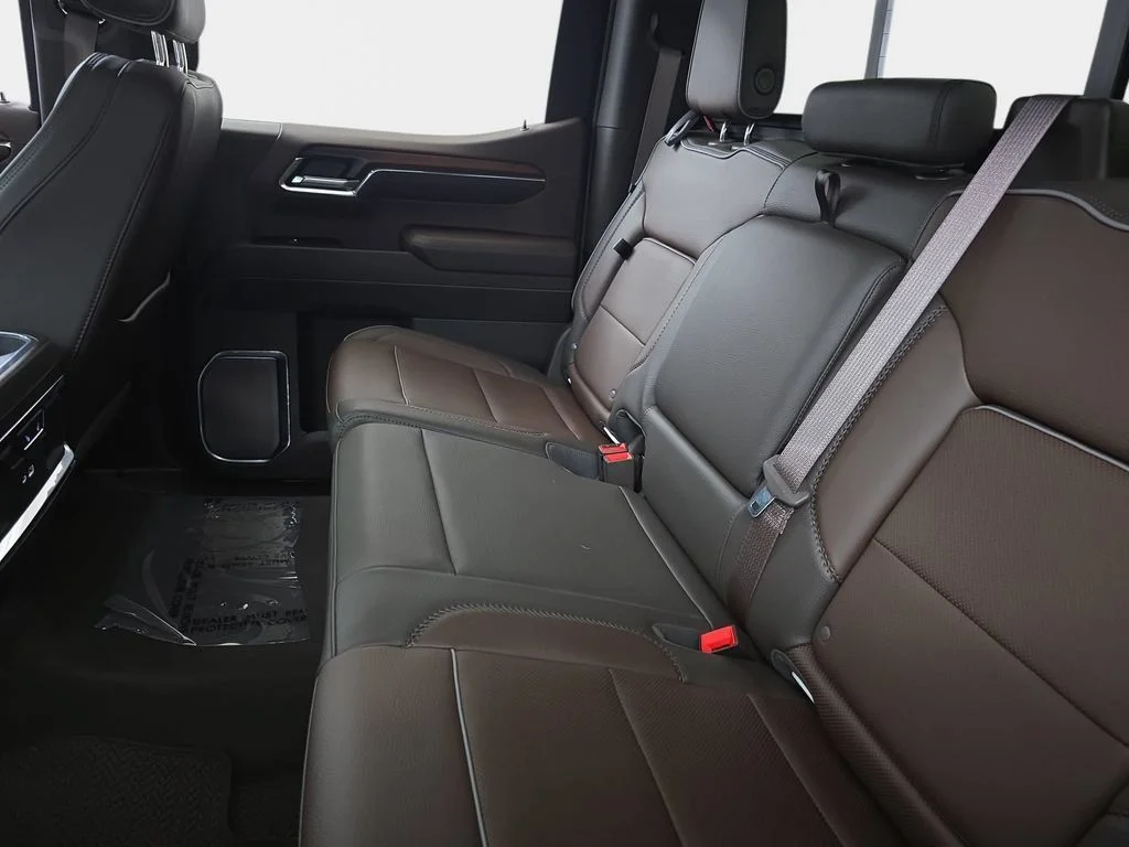 Used 2024 White GMC Denali image 16