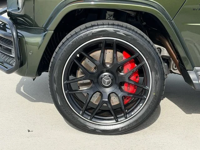 Used 2022 Green Mercedes-Benz G 63 AMG® image 4